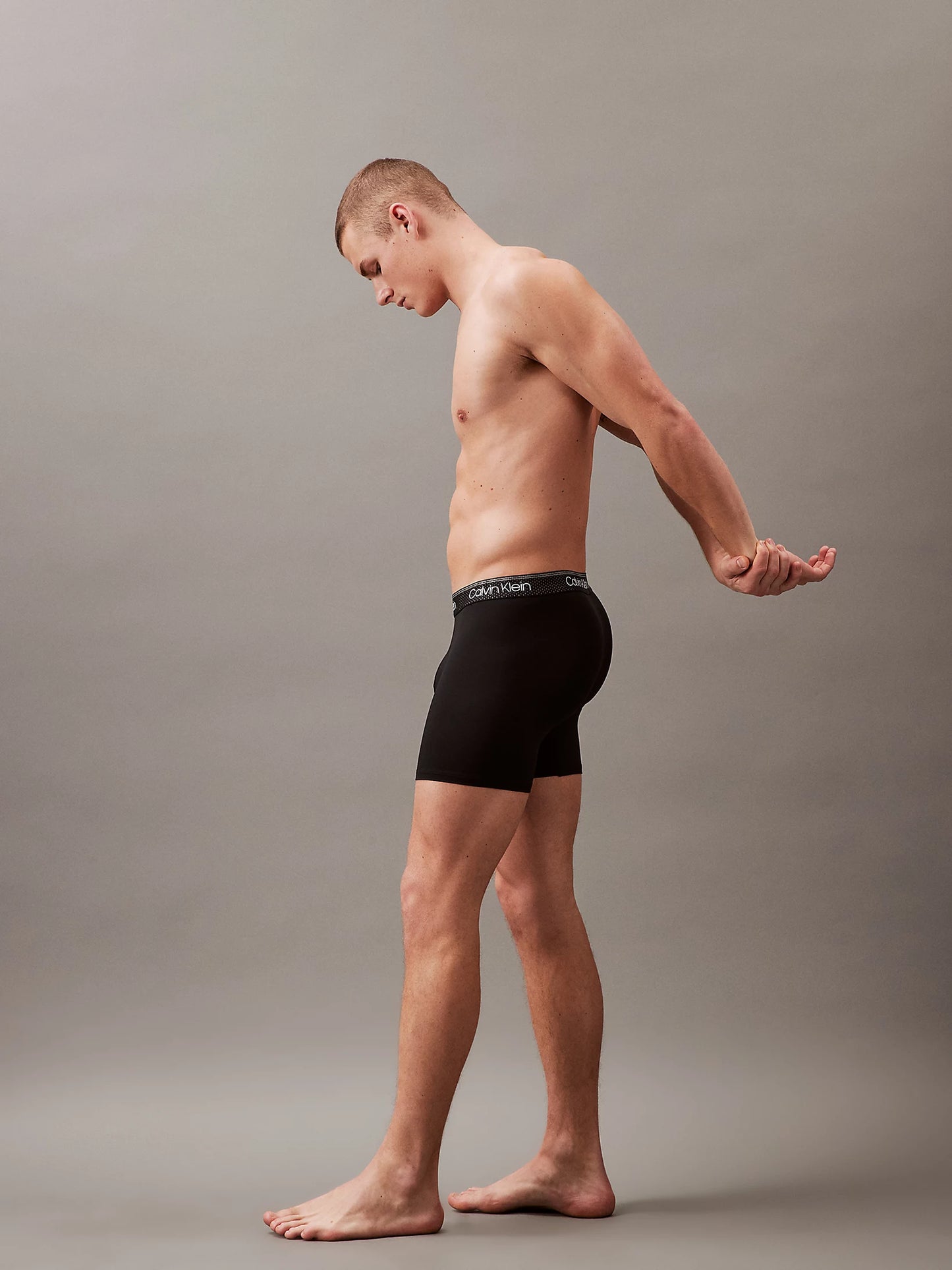 Discover Daniel Jacob's premium hemp boxer shorts, crafted for ultimate comfort and style. Our eco-friendly, high-quality designs offer the perfect fit for the modern man who values luxury and sustainability. Experience the perfect blend of comfort, quality, and a positive environmental impact.